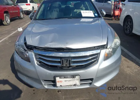 2011 Honda Accord 2.4 Ex-L z USA, uszkodzony, nr VIN 1HGCP2F80BA087303